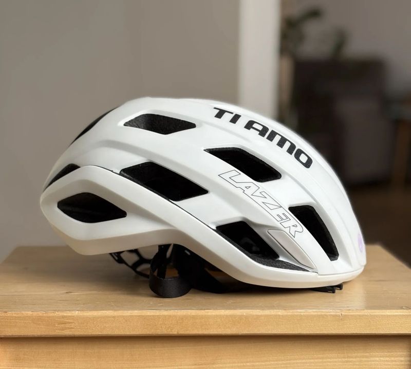 Lazer Strada Kineticore - vel.S (52-56cm)