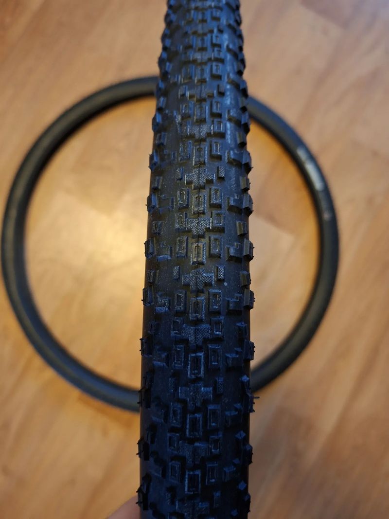 2x Maxxis Rambler 700x40