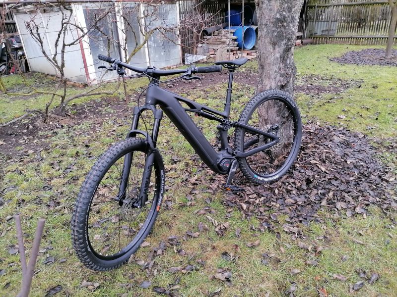 Cube Stereo hybrid one 44 HP race 800