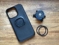 Quad Lock iPhone 13 Pro