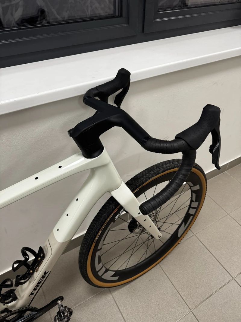 Trek TREK Checkpoint SL 6 AXS Gen 3 Era White/Buff Beige, 2026