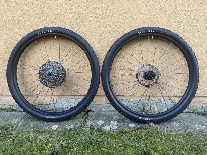 MTB ZAPLETENÁ KOLA SPECIALIZED 29 BOOST