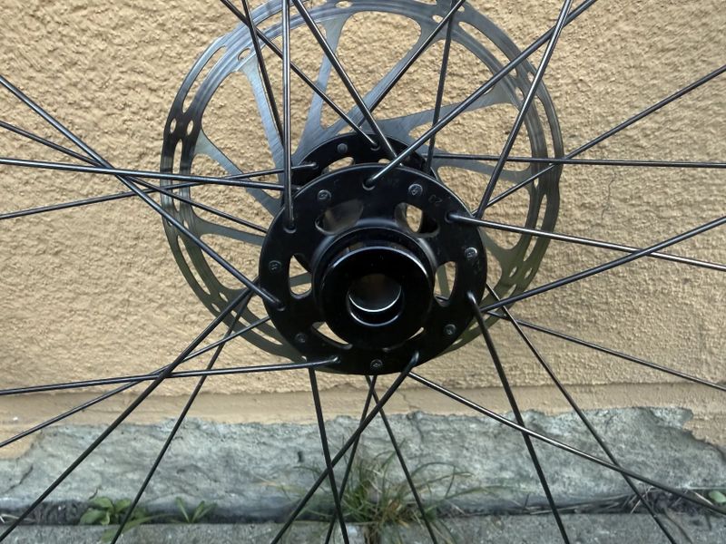 MTB ZAPLETENÁ KOLA SPECIALIZED 29 BOOST