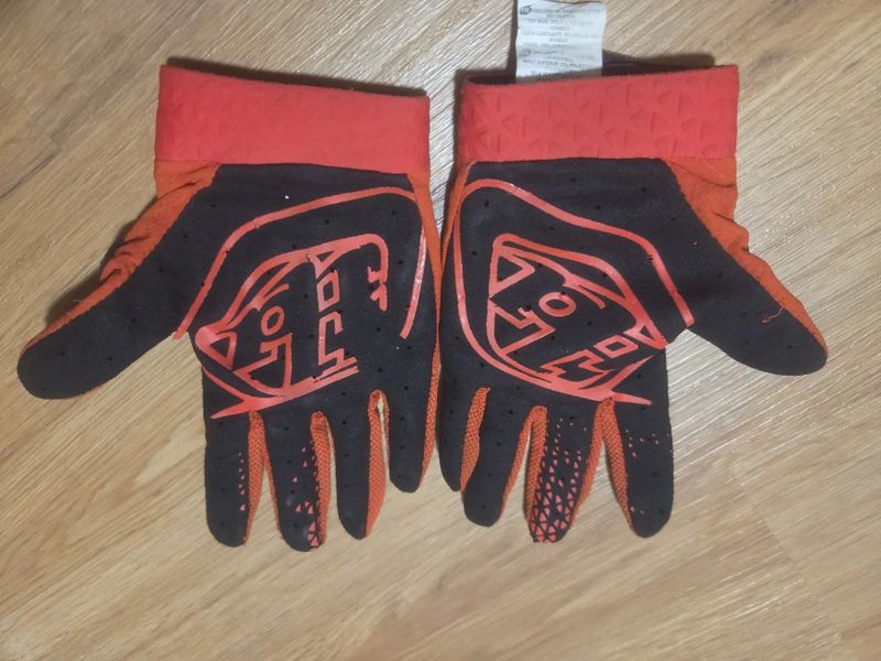 Dětský Chránič páteře a hrudi, lokty a rukavice