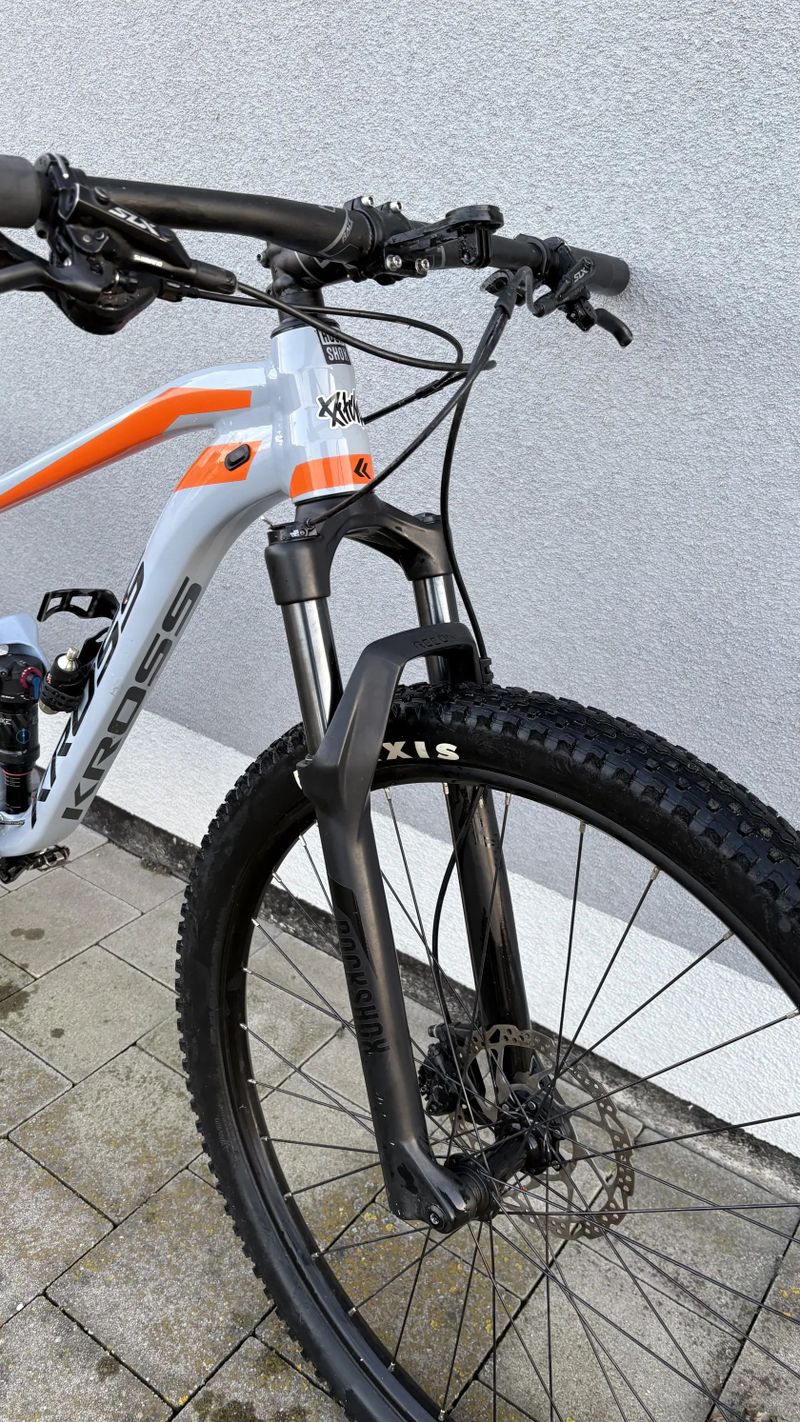 Celoodpružené kolo Kross Earth 2.0