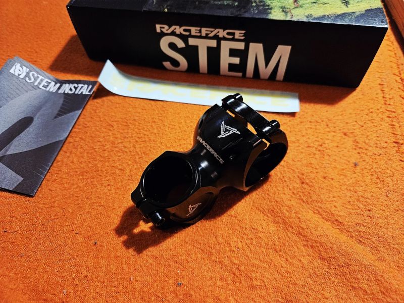 Nový Predstavec Race Face Turbine 35 50mm