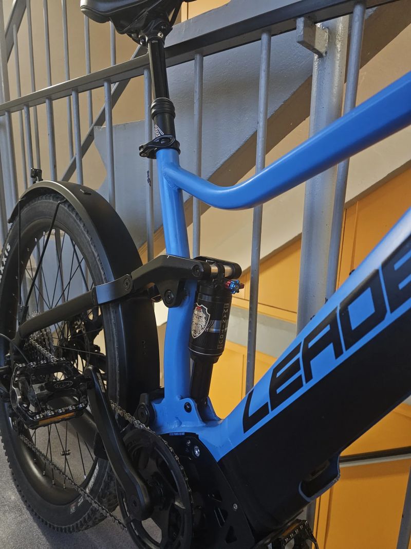 Leader Fox Ayra bez akumulátoru