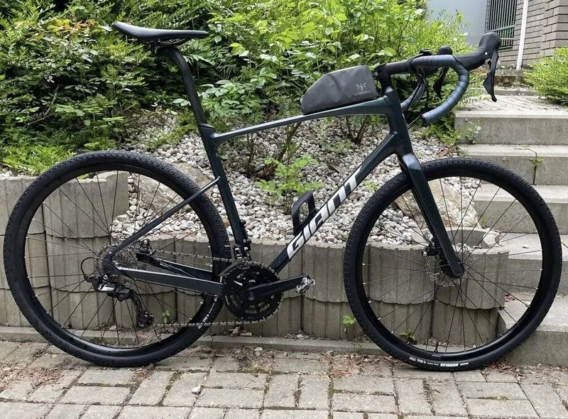 Giant Revolt 0 2024, GRX 820, Dragonfly Blue