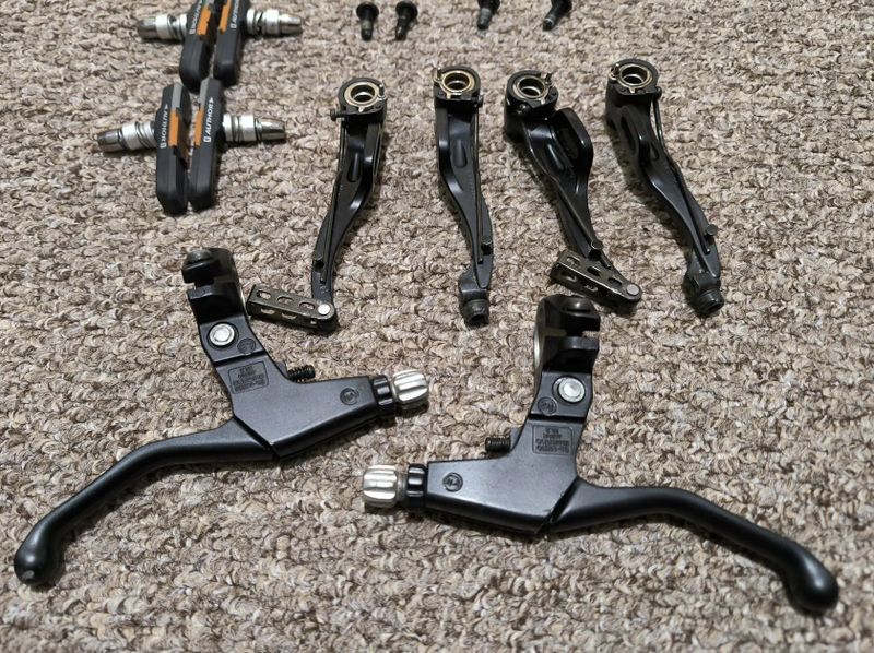 Shimano Deore V brzdy , páky 