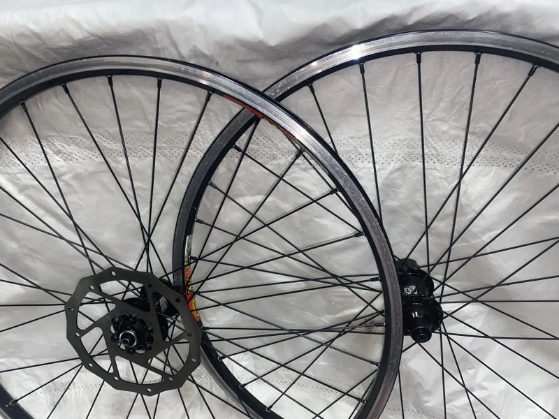 DT Swiss Hugi / Mavic 