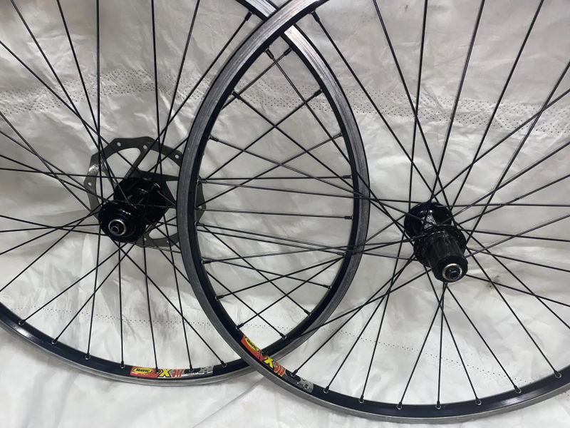 DT Swiss Hugi / Mavic 