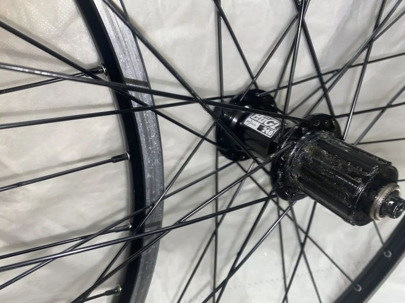 DT Swiss Hugi / Mavic 