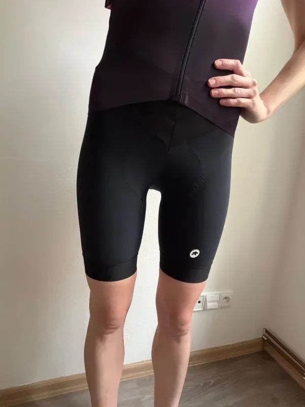 Assos Uma GT Half shorts - Assos dámské kraťasy