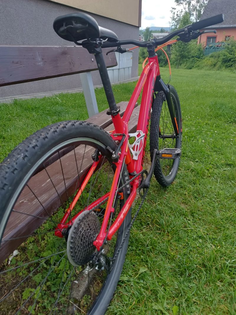 Rock Machine Thunder