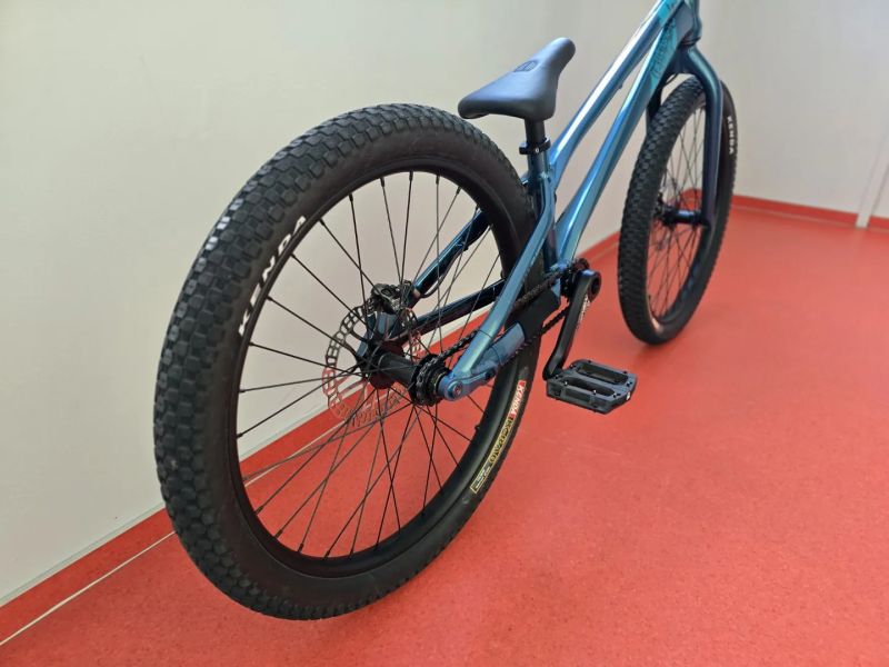 Crewkerz Guilty - street trial