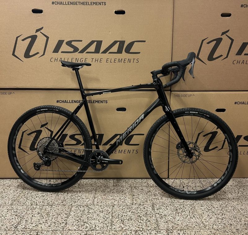 Merida Silex 700 – top stav, bez škrábance, nadstandardní výbava nejvyšší mechanická sada GRX 820