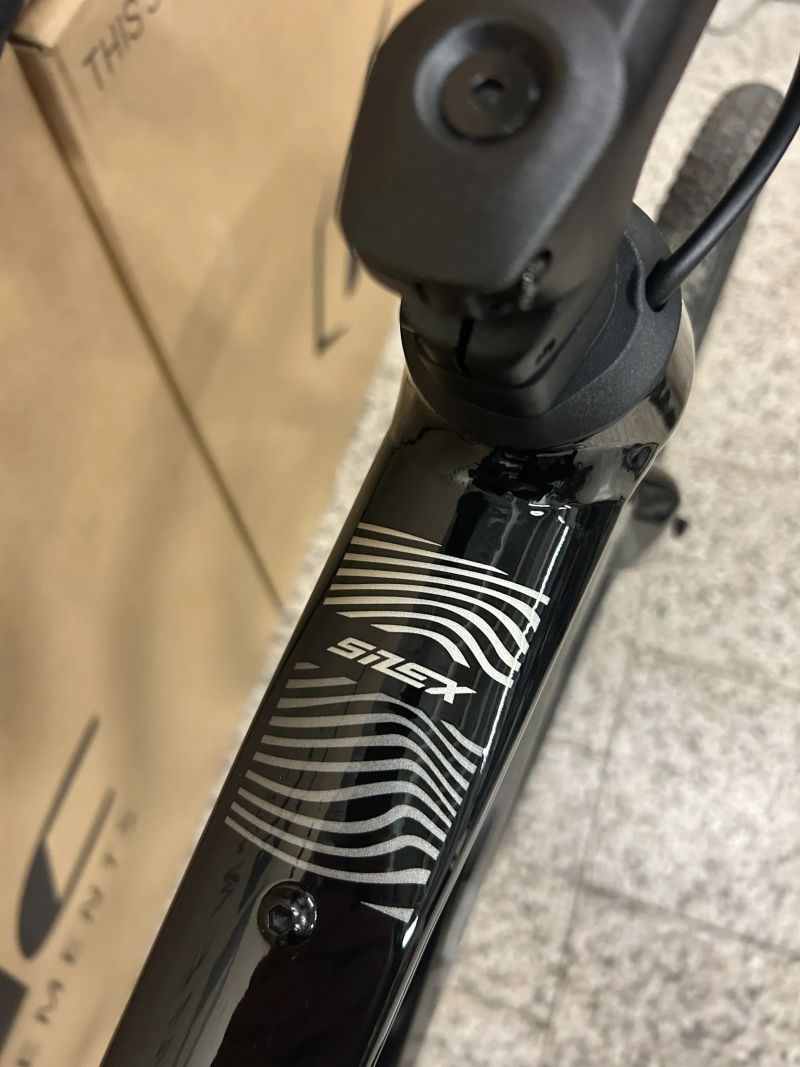 Merida Silex 700 – top stav, bez škrábance, nadstandardní výbava nejvyšší mechanická sada GRX 820