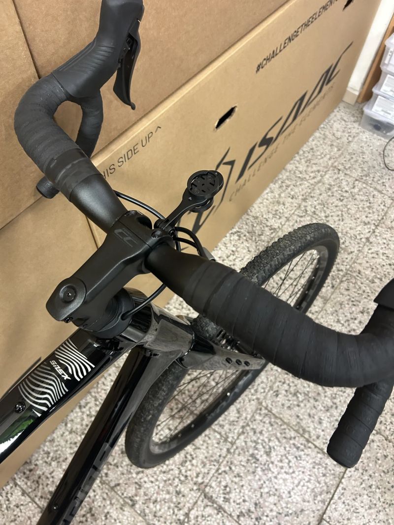 Merida Silex 700 – top stav, bez škrábance, nadstandardní výbava nejvyšší mechanická sada GRX 820