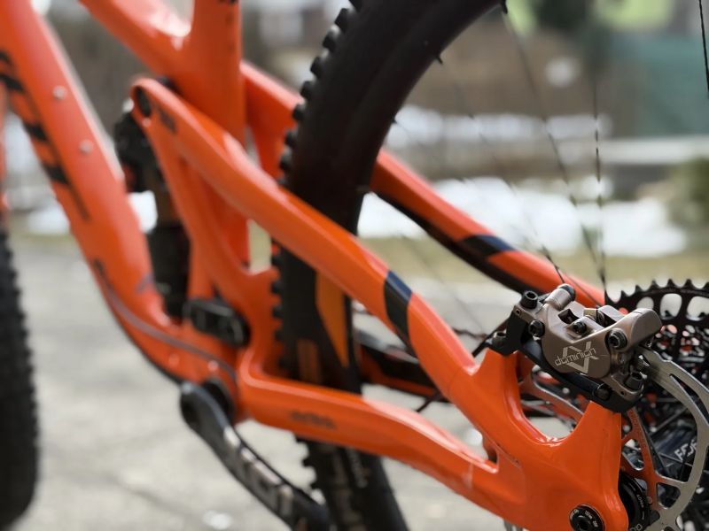 Pivot Cycles Firebird PRO X01