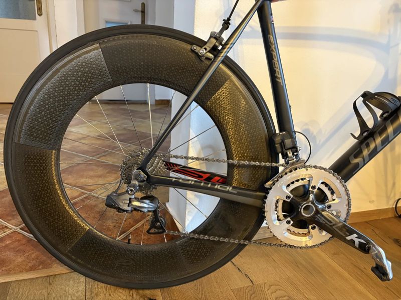 🌪️ EXTRÉMNÍ AERO RAKETA: Specialized Tarmac Expert Di2 + Zipp 404/1080
