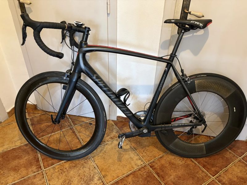 🌪️ EXTRÉMNÍ AERO RAKETA: Specialized Tarmac Expert Di2 + Zipp 404/1080