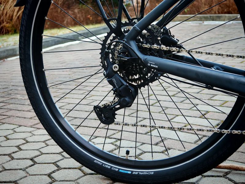 Cube Touring Hybrid Pro 625 