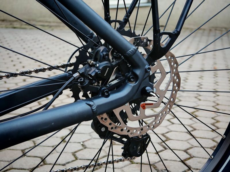 Cube Touring Hybrid Pro 625 