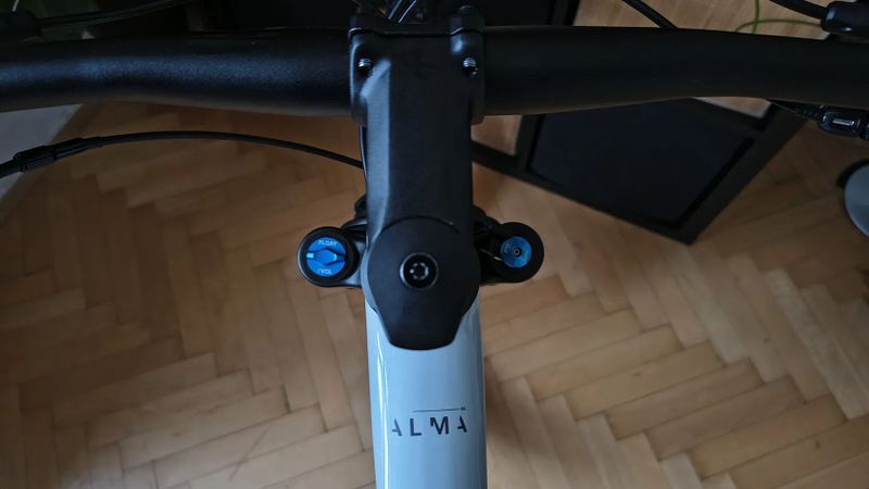 Orbea Alma M20 Shark Grey carbon / vel.L / XT 1x12 / zánovní