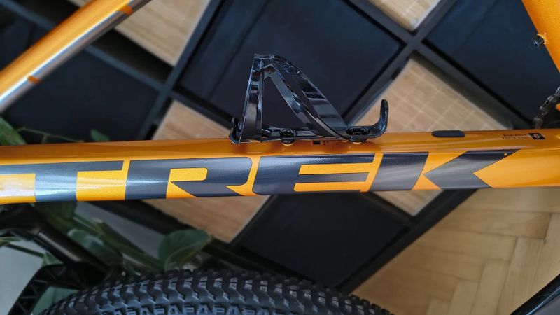 Trek X-Caliber 9 Factory Orange / vel.ML / XT 1x12 / teleskop