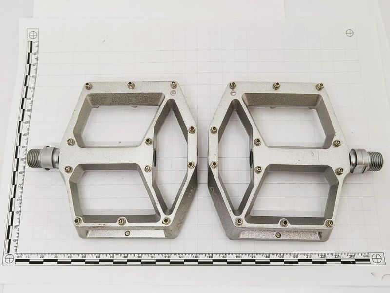 ACID Flat A3-ZP R Pedály, platformy