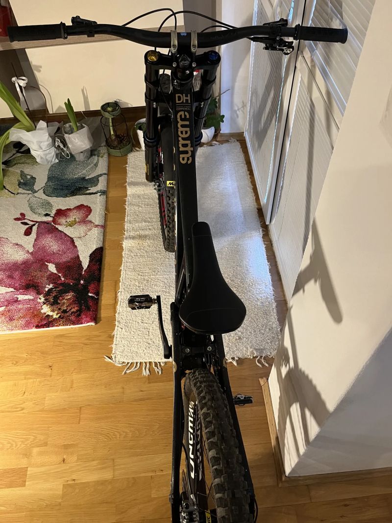 Commencal Supreme v5 / vymena