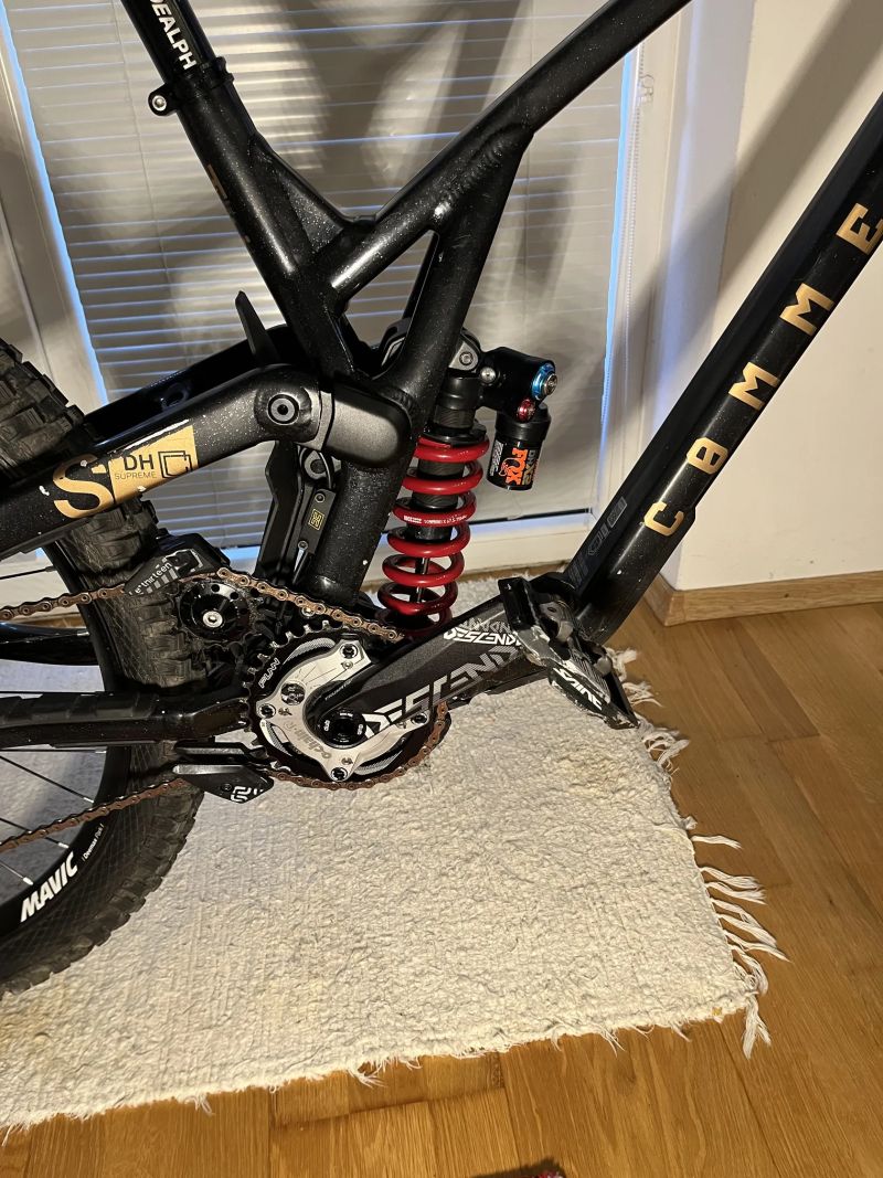 Commencal Supreme v5 / vymena