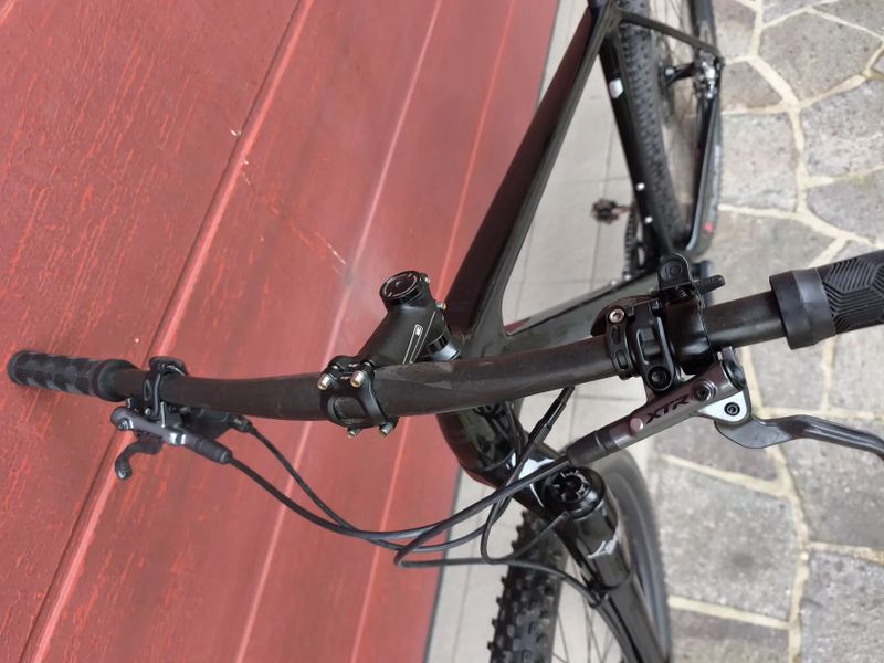 Cannondale Fsi Hi-Mod L-karbonová lefty, karbonová kola, komplet XTR