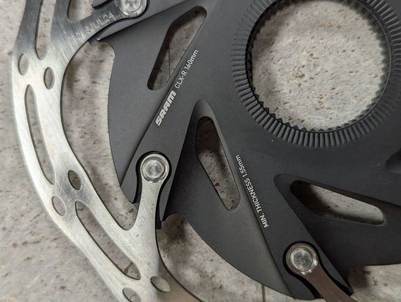 komponenty z kola, Sram NX Apex, kazeta, řazení, brzdy, zapletená kola 12x110 a 12x148 