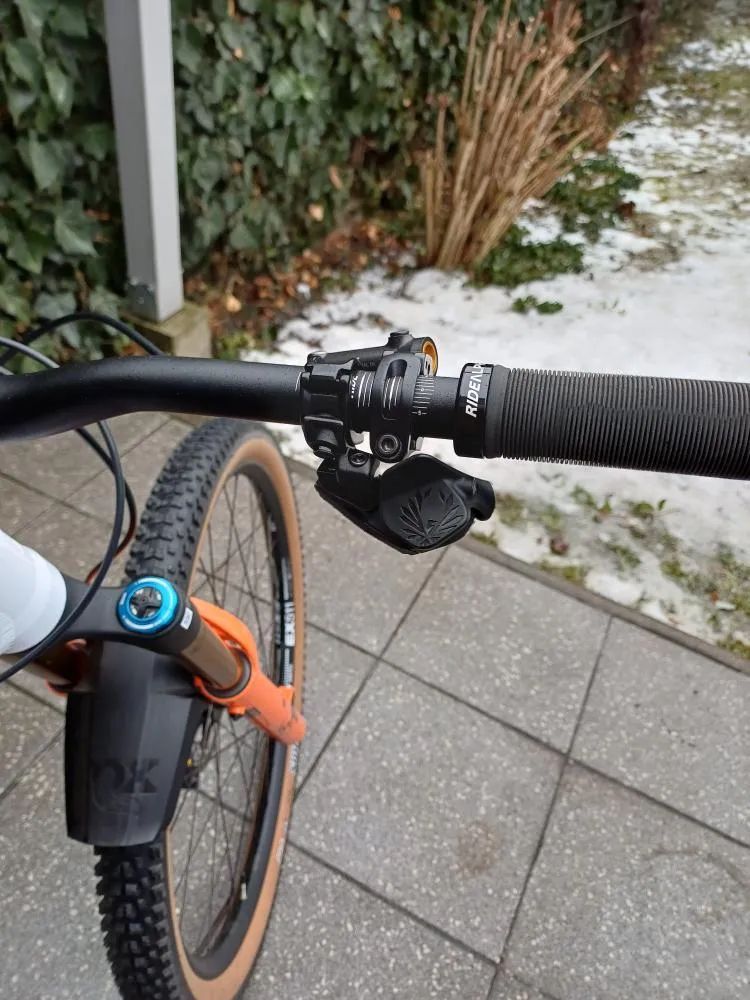 Commencal Meta HT V3 2025, vel. M, ASX 