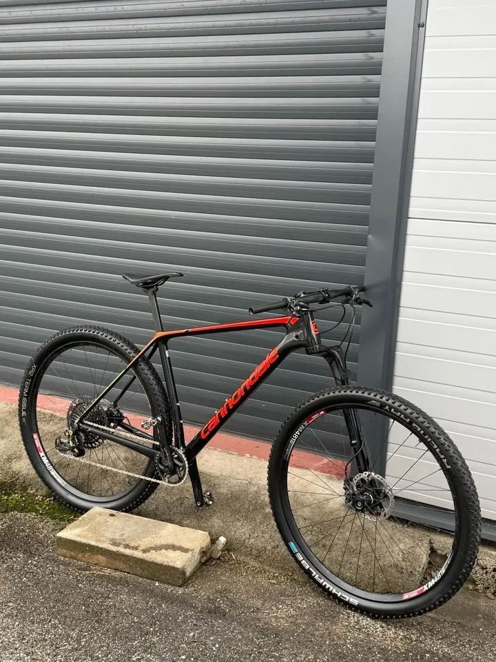 Prodám horské XC kolo Cannondale F-Si Karbon