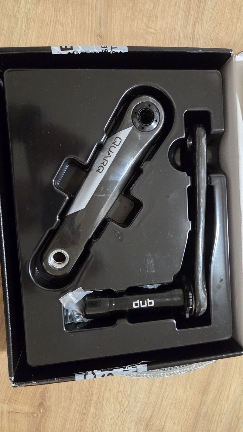 Kliky Sram QUARQ D2 DUB Carbon crank Black / Gloss Grey 170 mm