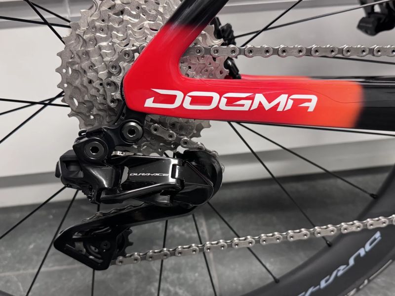 Pinarello Dogma F
