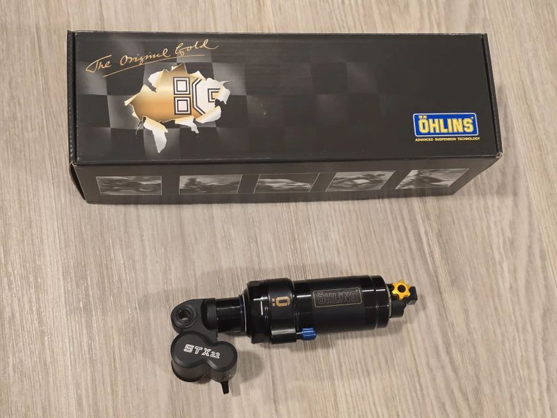 Vzduchový tlumič Öhlins STX22