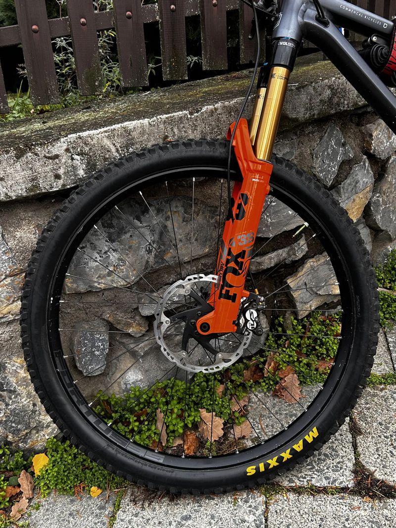 VÝMĚNA POZOR ZMENA Commencal Meta AM 29