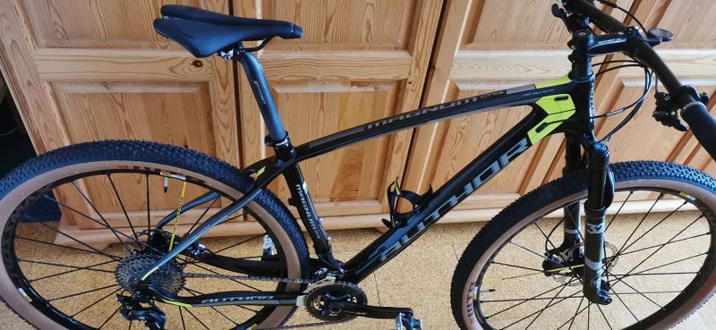 Author Magnum 29 v. L 