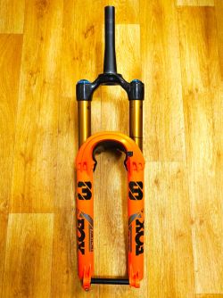 FOX 38 Factory Grip2 29", zdvih 160 mm, kashima TOP STAV