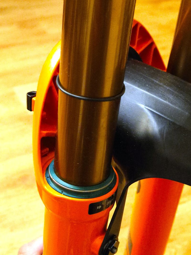 FOX 38 Factory Grip2 29", zdvih 160 mm, kashima TOP STAV