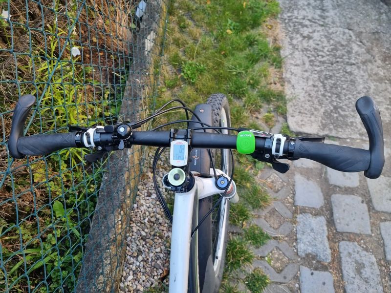 Specialized Jett Expert 29 šedá/bílá/zelená