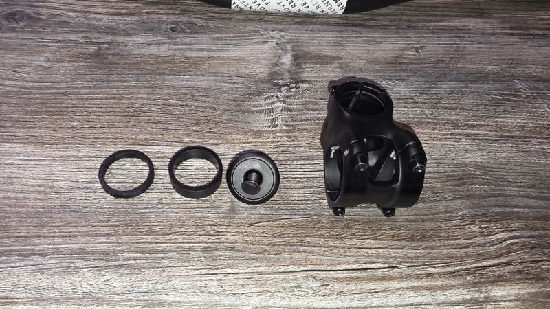 BORNTRAGER - Line Pro, karbon OCLV, 35 mm, 