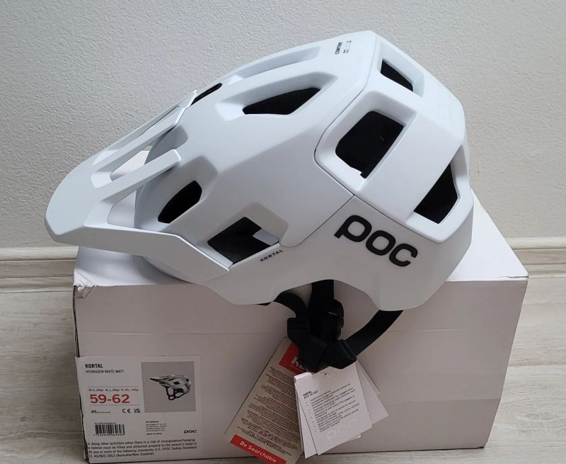 Nová helma POC Kortal vel. 59-62
