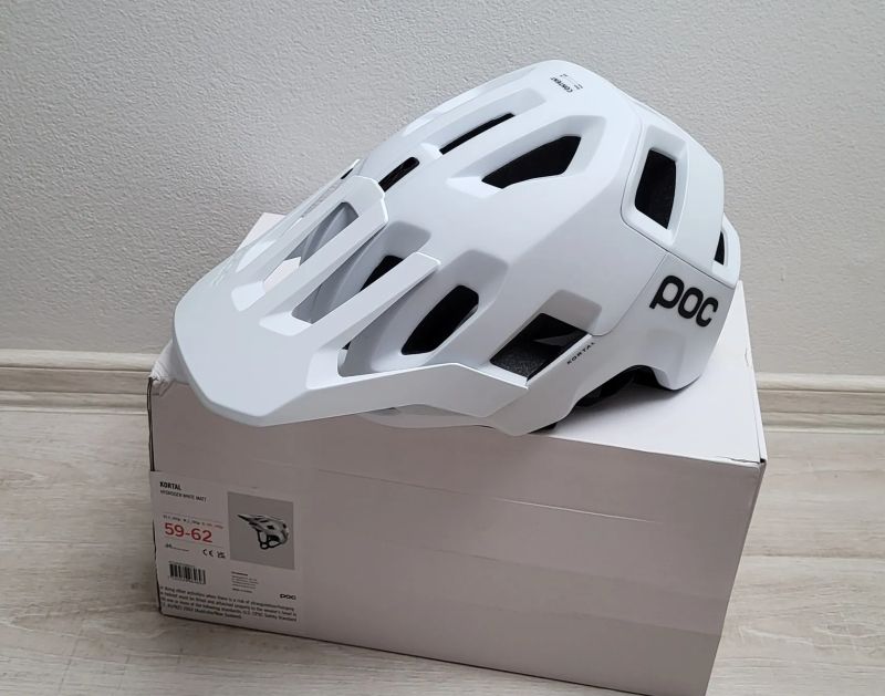 Nová helma POC Kortal vel. 59-62