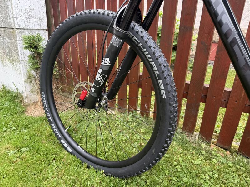 Ghost Lector FS PRO, vel. S, model 2025, super výbava za 50 % ceny