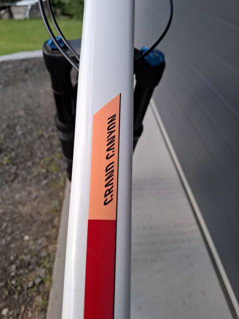 Canyon Grand Canyon 8 WMN