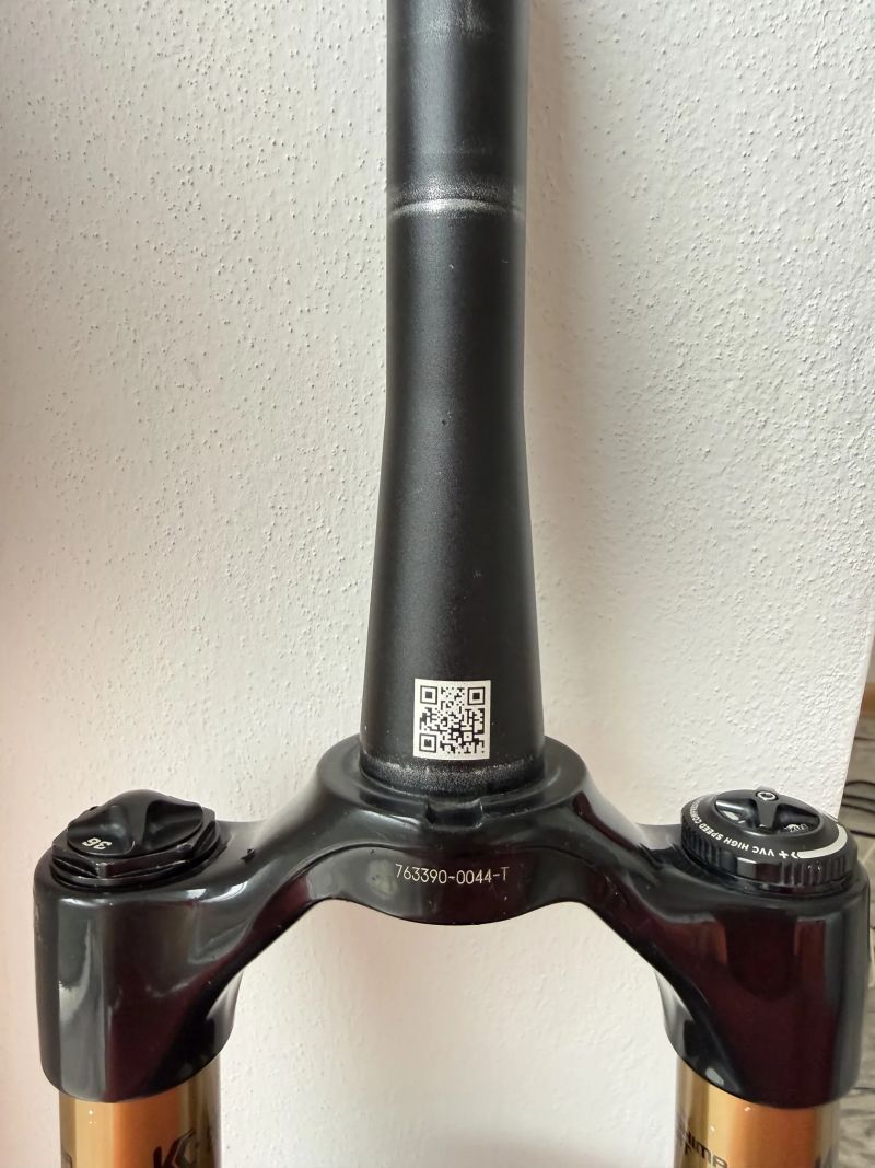 Vidlice Fox 36 Factory Grip2 - limitovaná edice barva Rootbeer (hnědá metalíza)